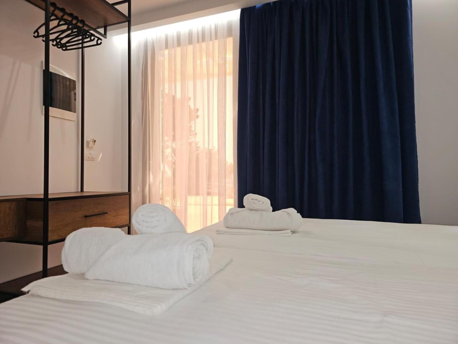 Ardit Seaside Rooms Sarande Exterior photo