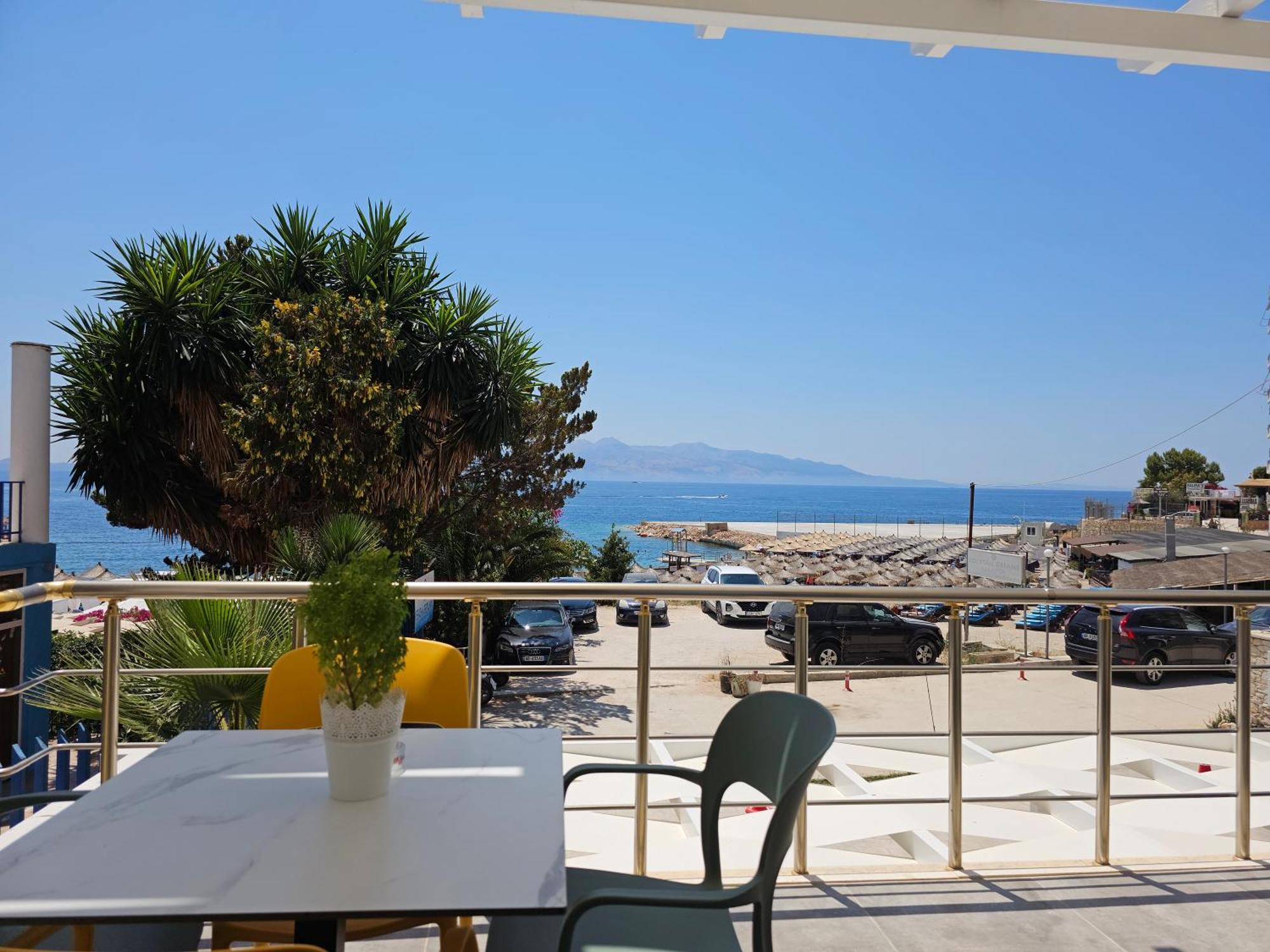 Ardit Seaside Rooms Sarande Exterior photo